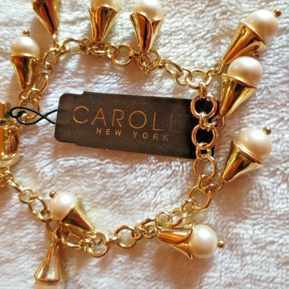 Carolee Pearl Charm Bracelet Gold Plate 7.5" Toggle Orig $45 NWT Perfect M483